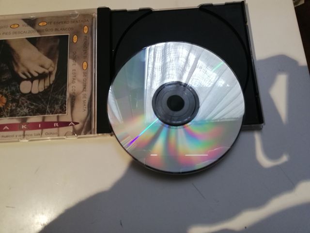 CD Shakira pies descalzos