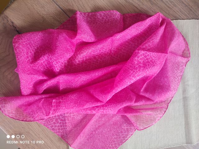foulard rosa