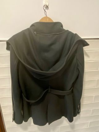 Chaqueta con capucha M Purificación García
