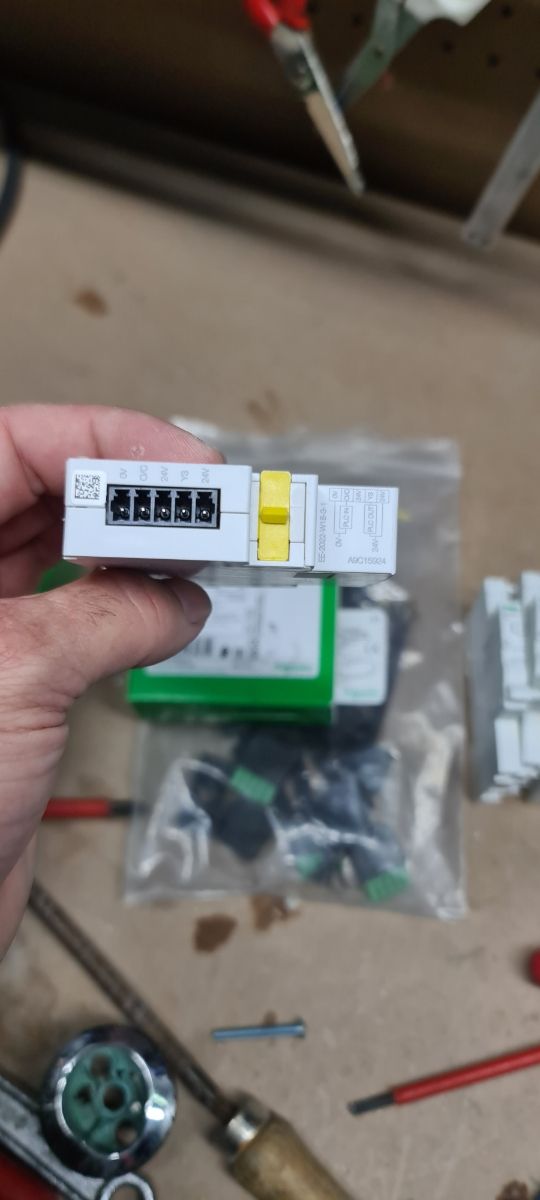 ELEMENTI SCHNEIDER SMARTLINK