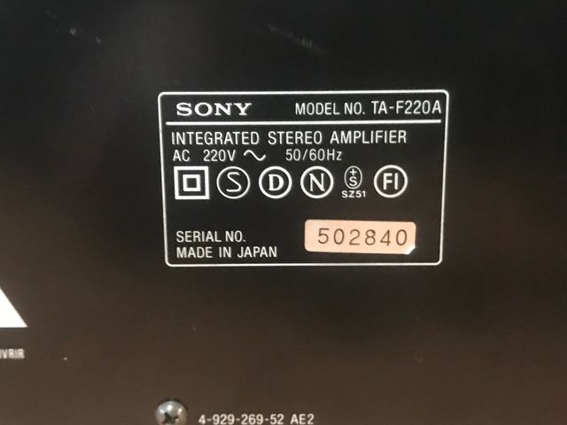 SONY F 220