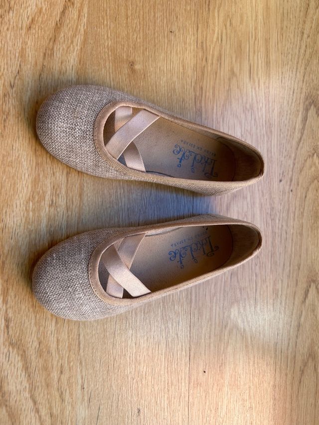 ZAPATOS NIÑA TALLA 27 Y 30