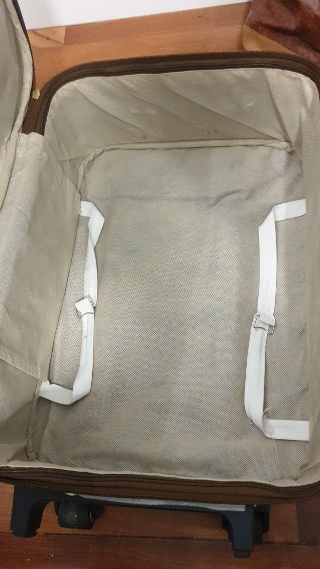 Conjunto Maleta y Bolso Vintage.