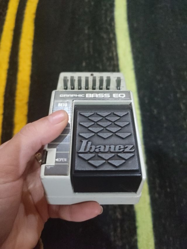 PEDALE IBANEZ GRAPHIC BASS EQ BE10