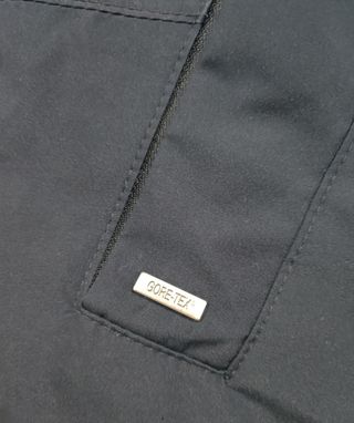 Bugatti/ Chaquetón goretex azul marino T:48