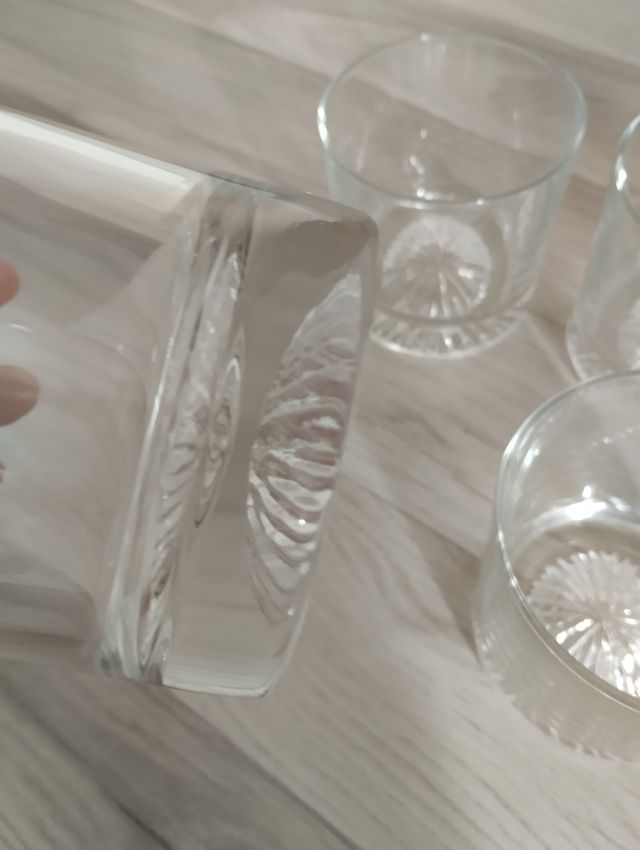 Set di secchiello per il ghiaccio e bicchiere