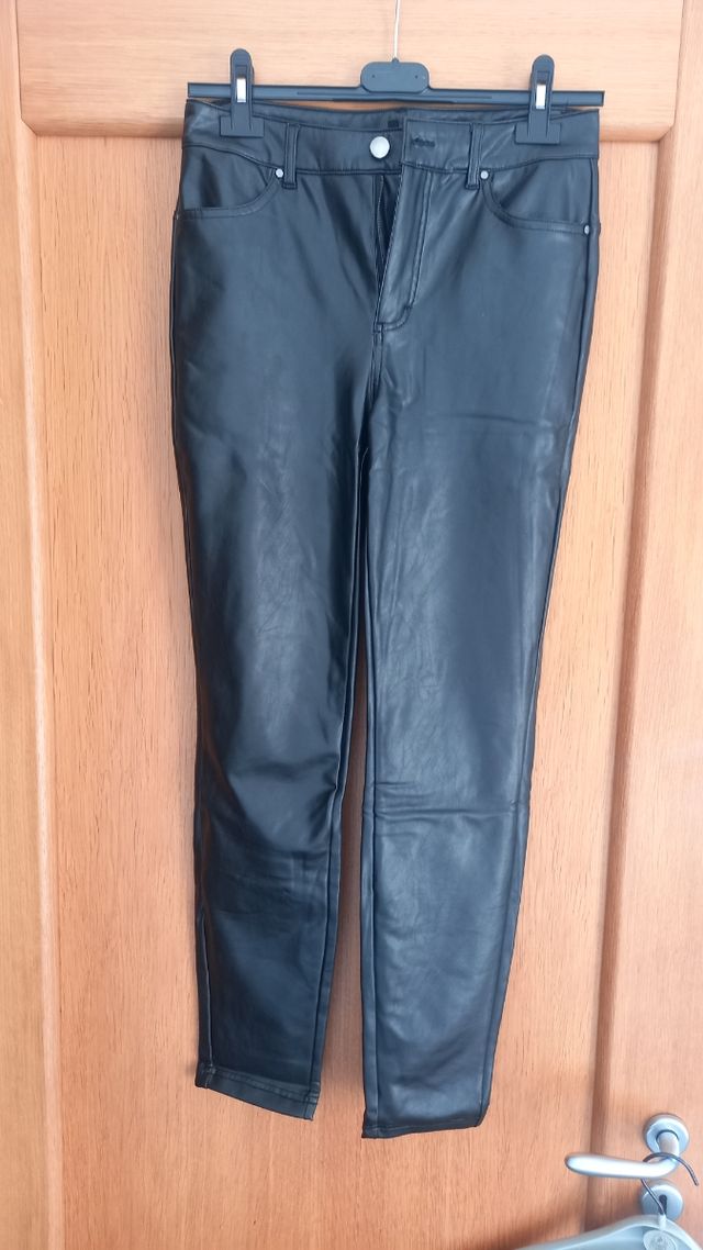 pantalone nero