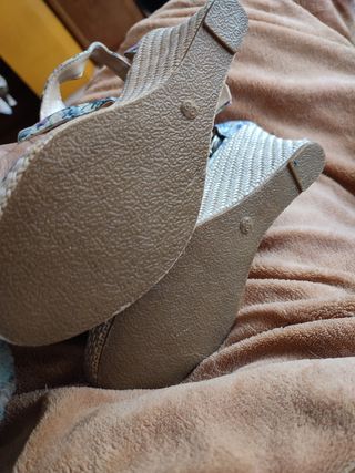 sandalias tacón alto