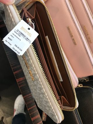 Cartera Michael Kors sin estrenar...