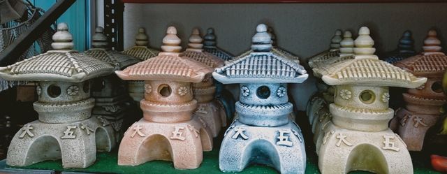 PAGODA DE PIEDRA UN TEJADO