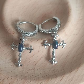 Pendientes de ópalo negro