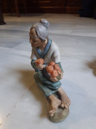 Pareja de ancianos, porcelana japonesa.