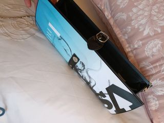 Cartera de mano de mujer