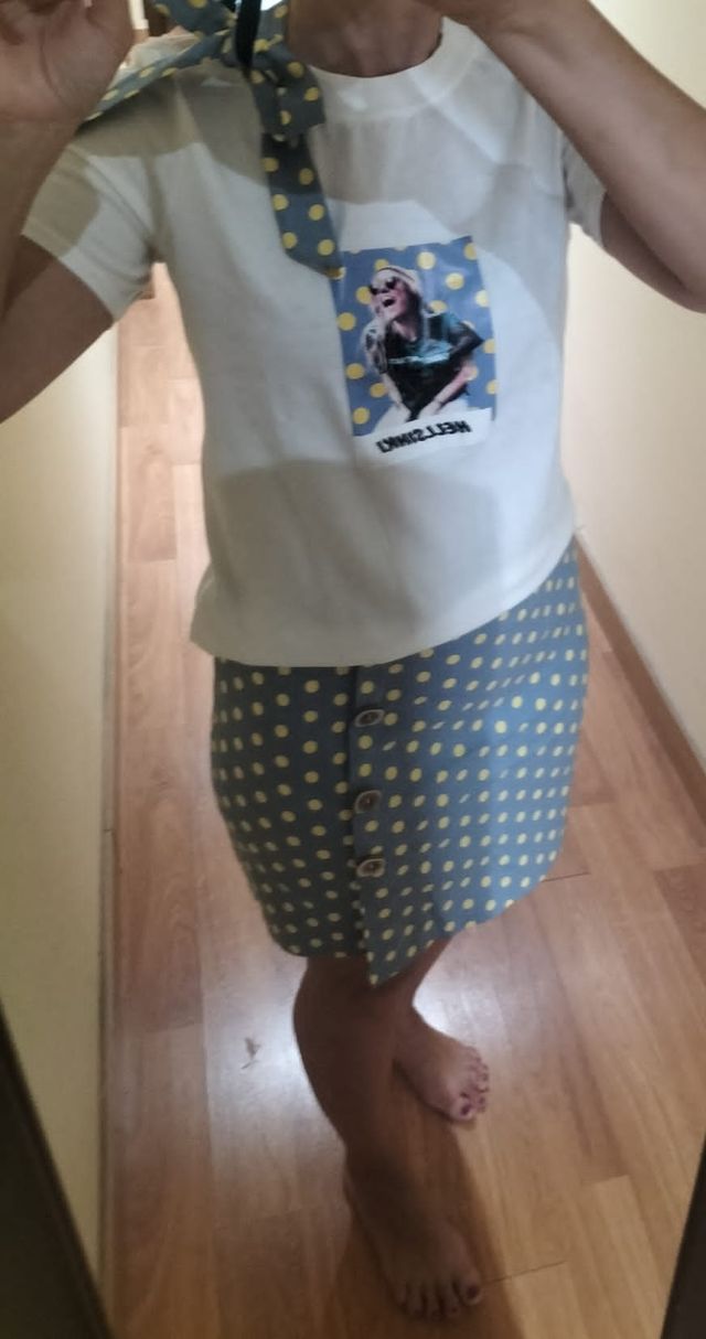 Conjunto de camiseta y falda talla s