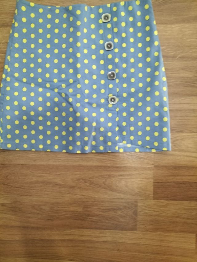 Conjunto de camiseta y falda talla s