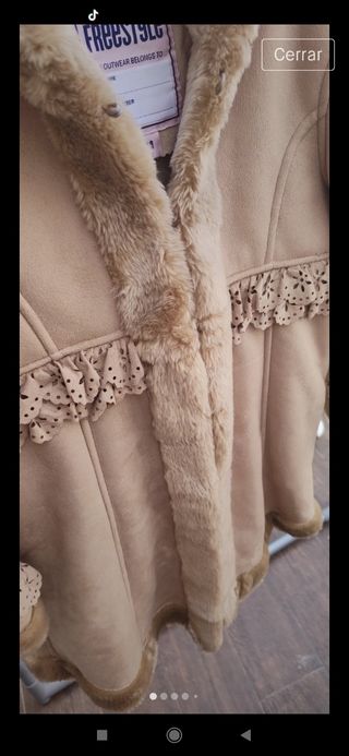 Abrigo nuevo Talla 7/8