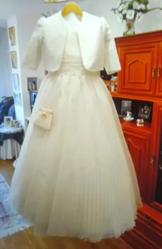 vendo vestido de comunión, con chaleco y diadema