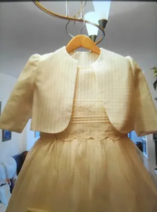 vendo vestido de comunión, con chaleco y diadema