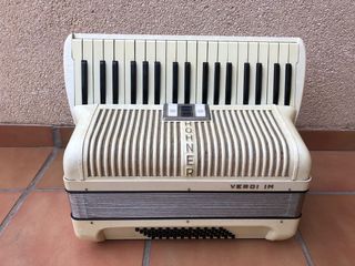 Acordeón Hohner Verdi IM 72