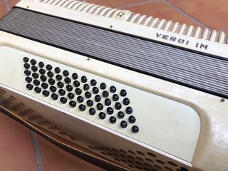 Acordeón Hohner Verdi IM 72