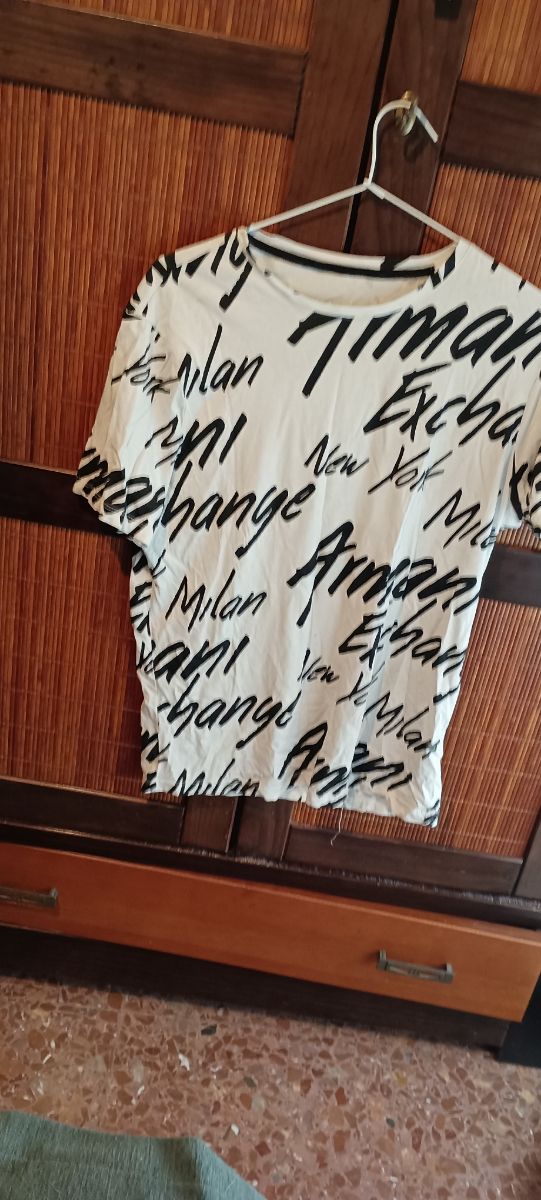 camiseta Armani talla S