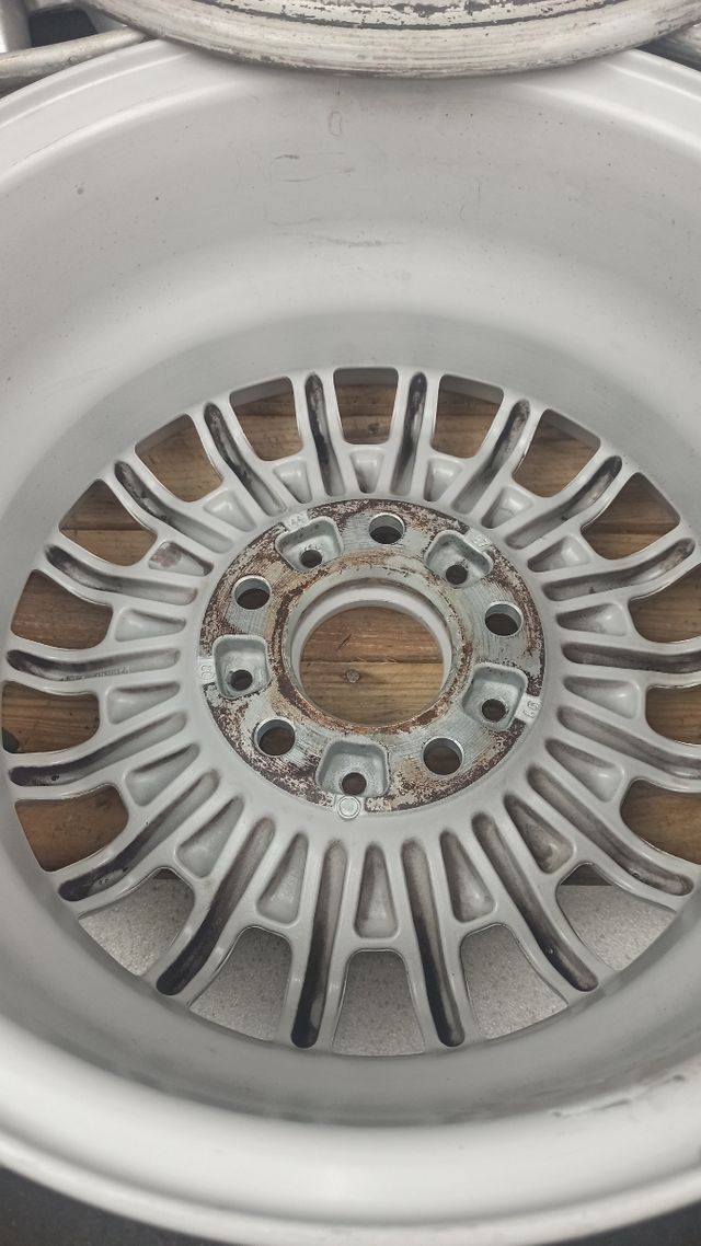 4 Llantas Originales BMW 15" IS47 5x120  1180069-4