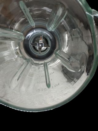 Batidora con vaso de cristal y molinillo. NUEVA