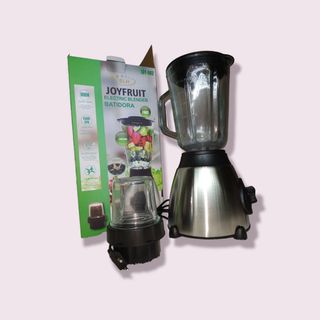 Batidora con vaso de cristal y molinillo. NUEVA