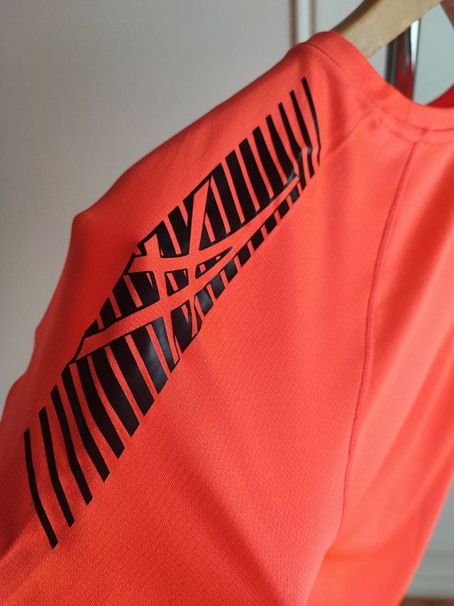 ✅Camiseta Asics de mujer