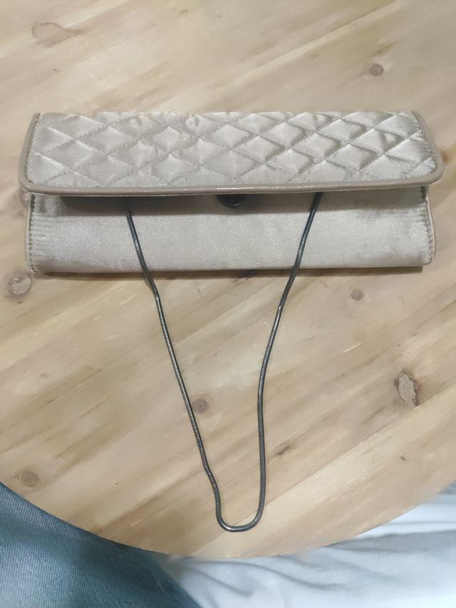Cartera de mano