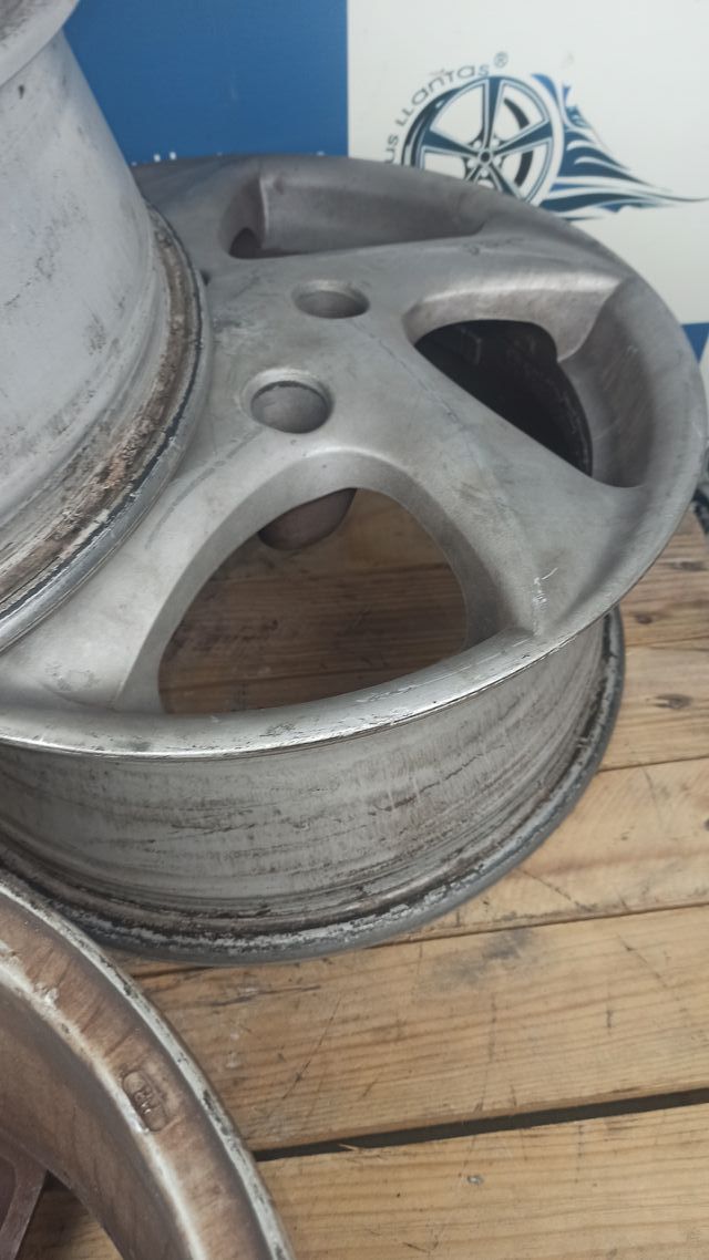 4 Llantas Peugeot Sirocco - 6x15" - PCD 4x108