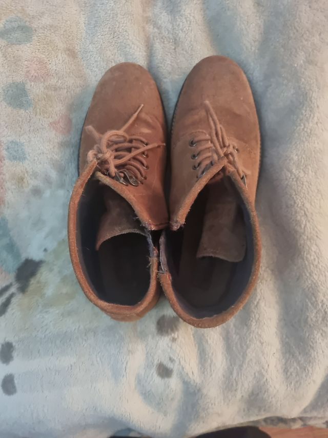 botas marrones