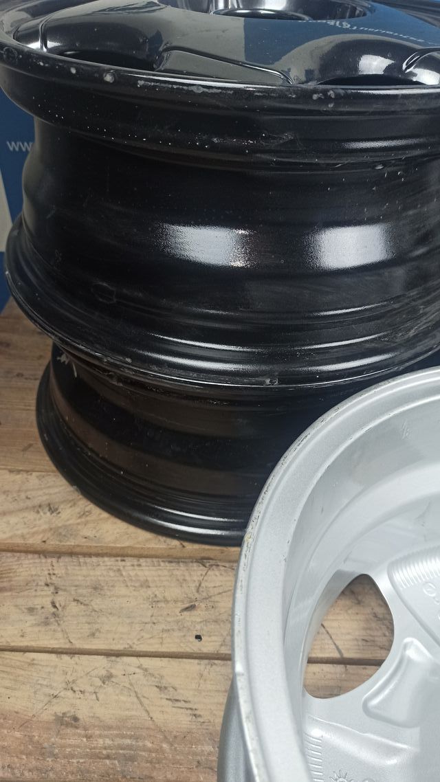 5 Llantas Originales Ford 14" 4x108 - Ref. 93BB-AD