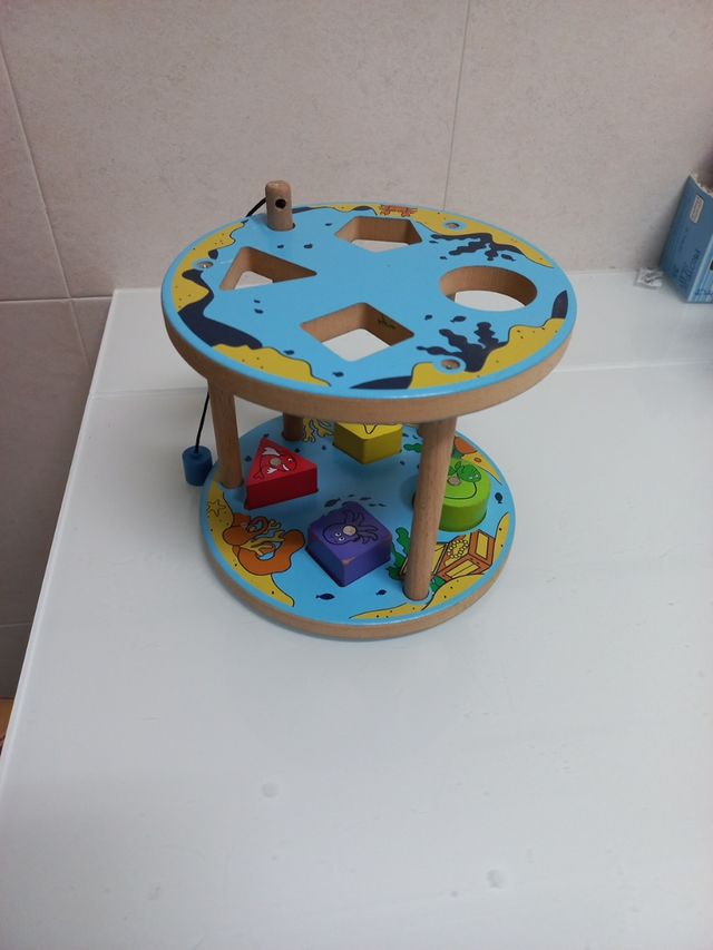 Juego de pesca formas.