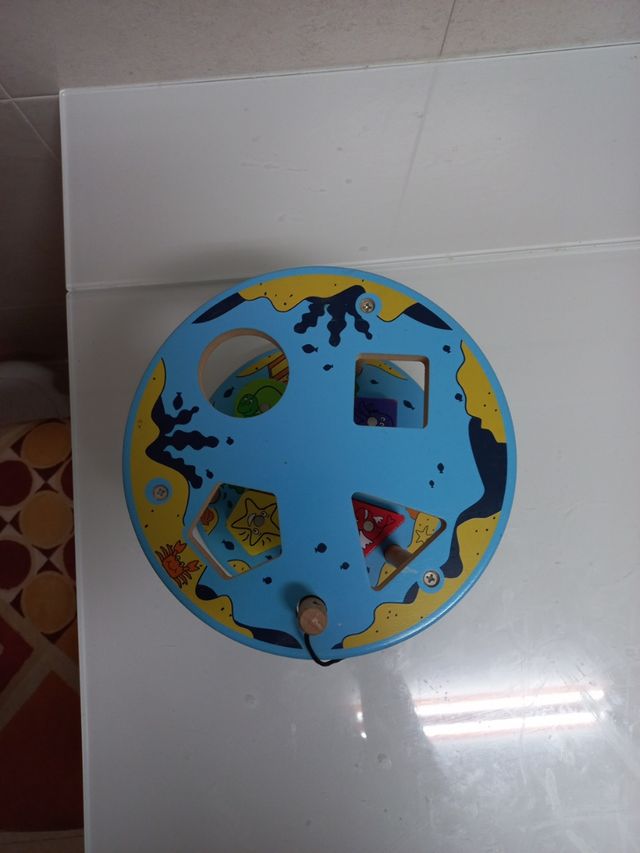 Juego de pesca formas.