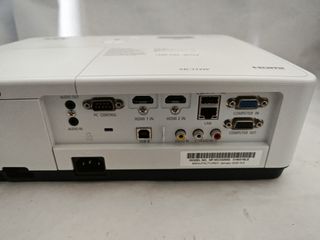 Proyector NEC (nuevo en su caja)