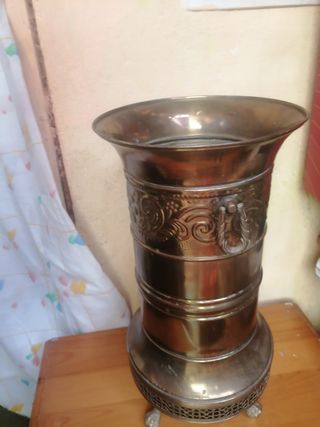 paraguero latón, precioso.