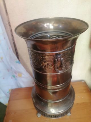 paraguero latón, precioso.