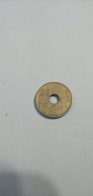 Monedas 25 pesetas de agujero