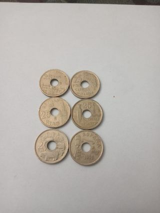 Monedas 25 pesetas de agujero