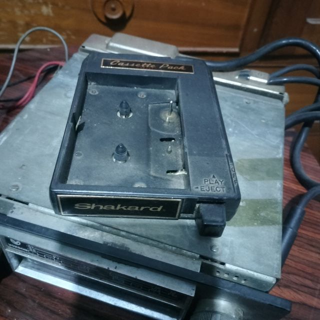 ESTÉREO 8 FMS VOXSON
