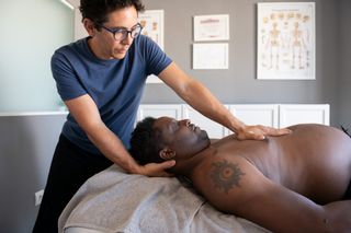 QUIROMASAJE Y OSTEOPATÍA
