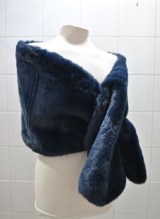 ESTOLA AZUL MARINO PELO SINTETICO