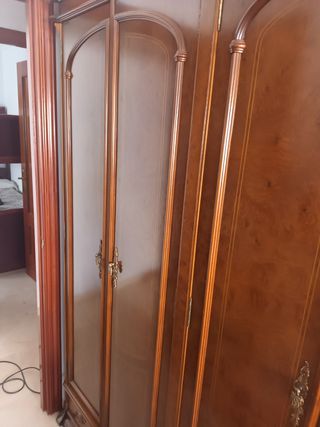 Armario de dos puertas