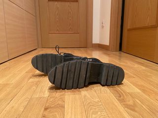 Botas negras con cordones de Zara