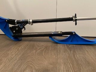 Patinete nieve stiga trineo