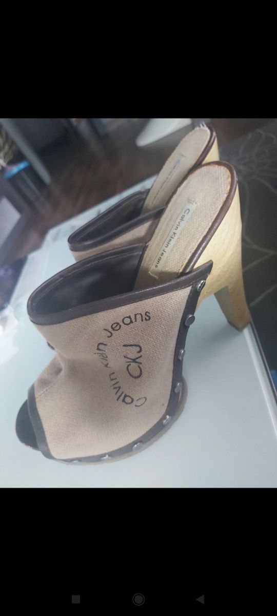 zuecos tela Calvin Klein jeans