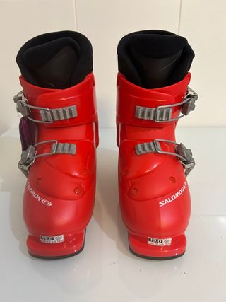 Botas de Esquí de Niño Nuevas talla 30,5. 19cm