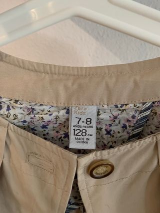 Gabardina de Zara Kids  7-8 años perfecto estado