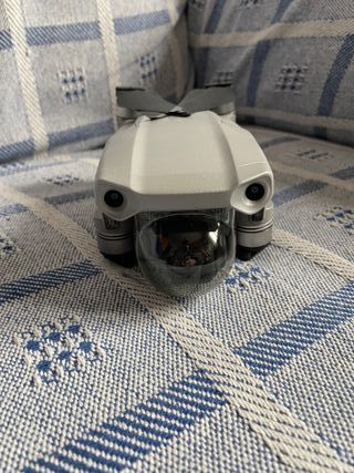 Dron DJI Mavic Air 2